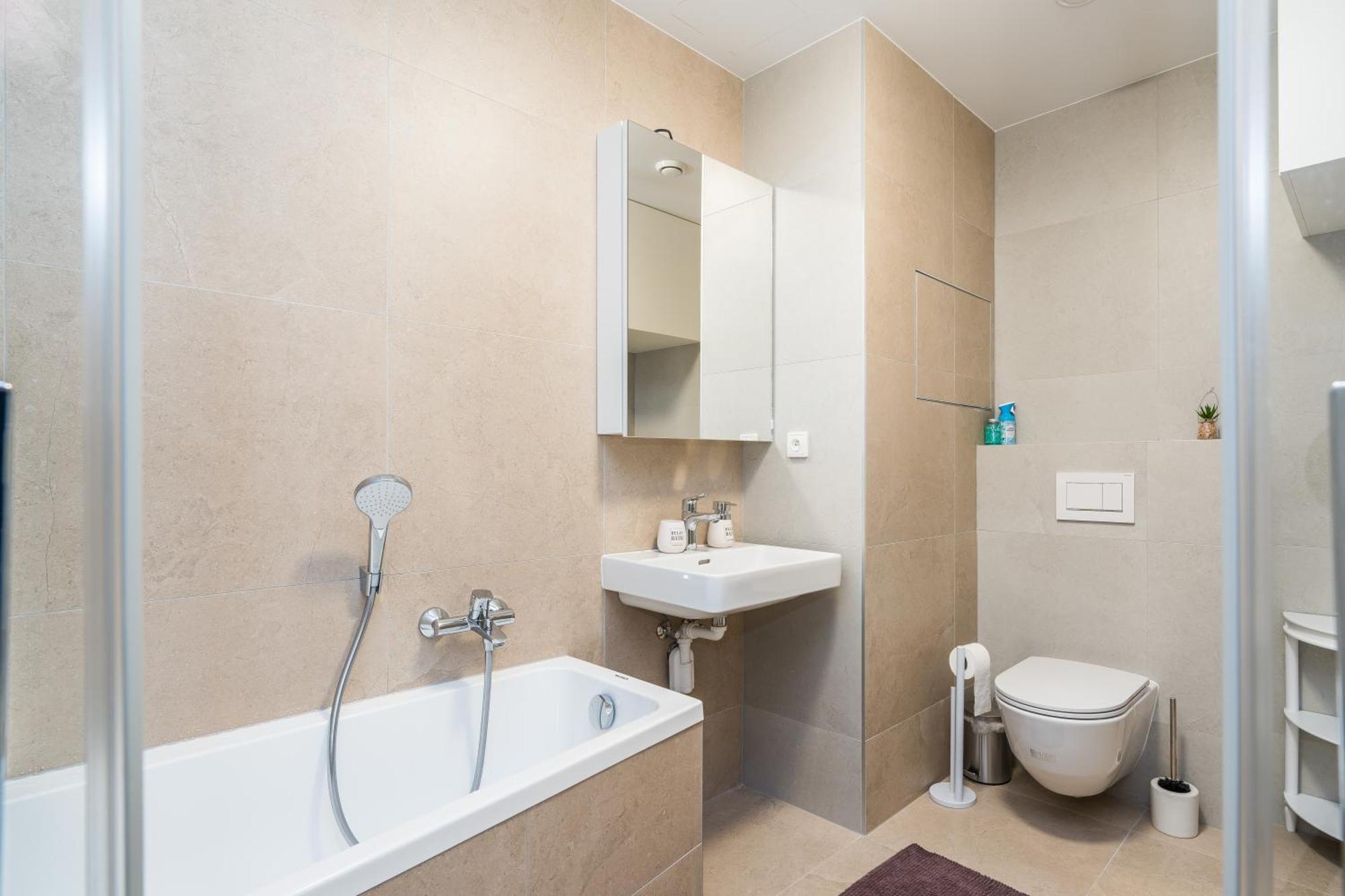 Appartamento Perla Hradce 401 Hradec Králové Esterno foto
